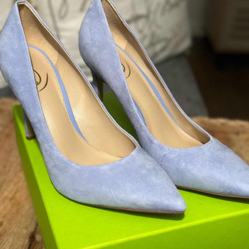 Sam Edelman Hazel Pump New in Box. Size 10. Cerulean Blue Suede.